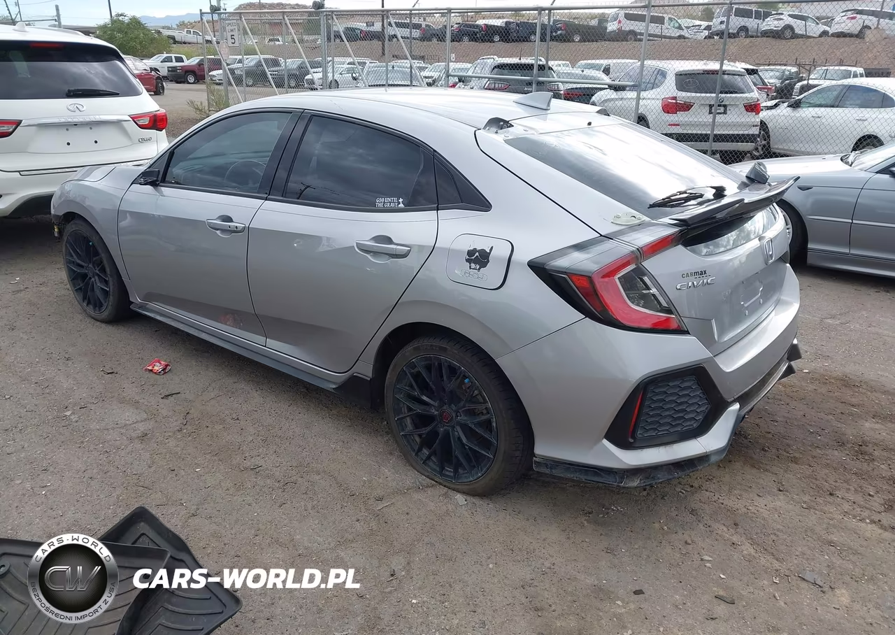 2019 Honda Civic Sport Touring VIN:SHHFK7H92KU226687 - 3