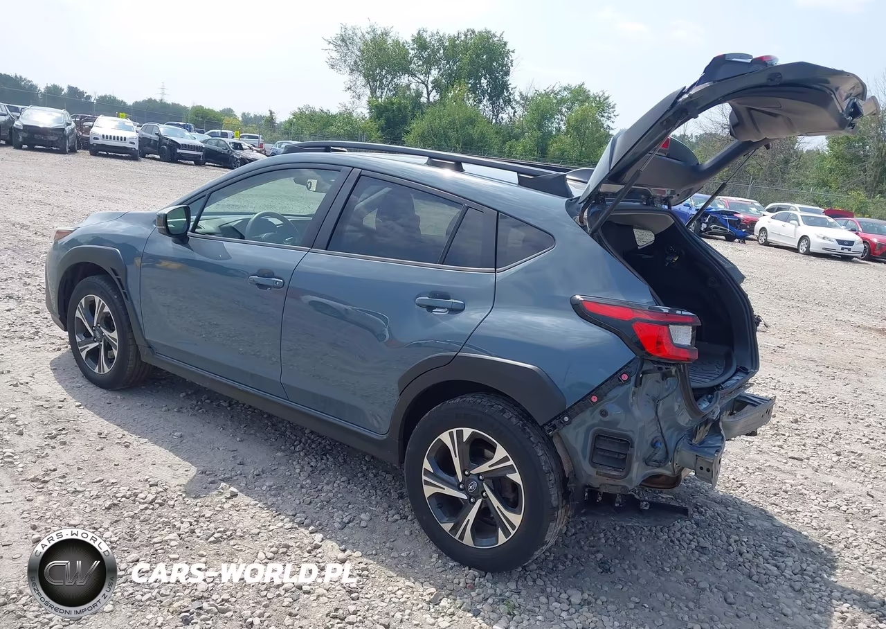2024 Subaru Crosstrek Premium VIN:JF2GUADC9R8272057 - 3