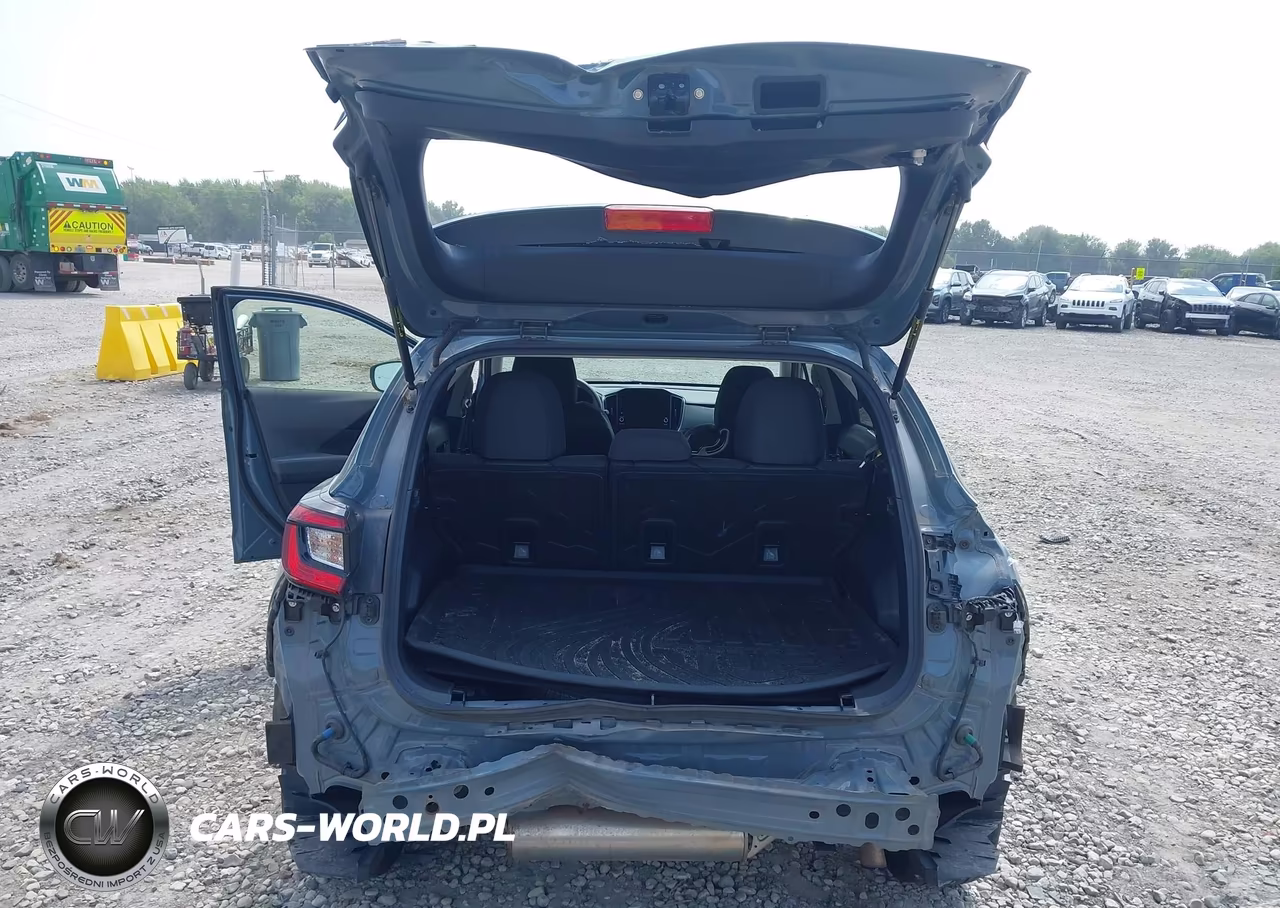 2024 Subaru Crosstrek Premium VIN:JF2GUADC9R8272057 - 6
