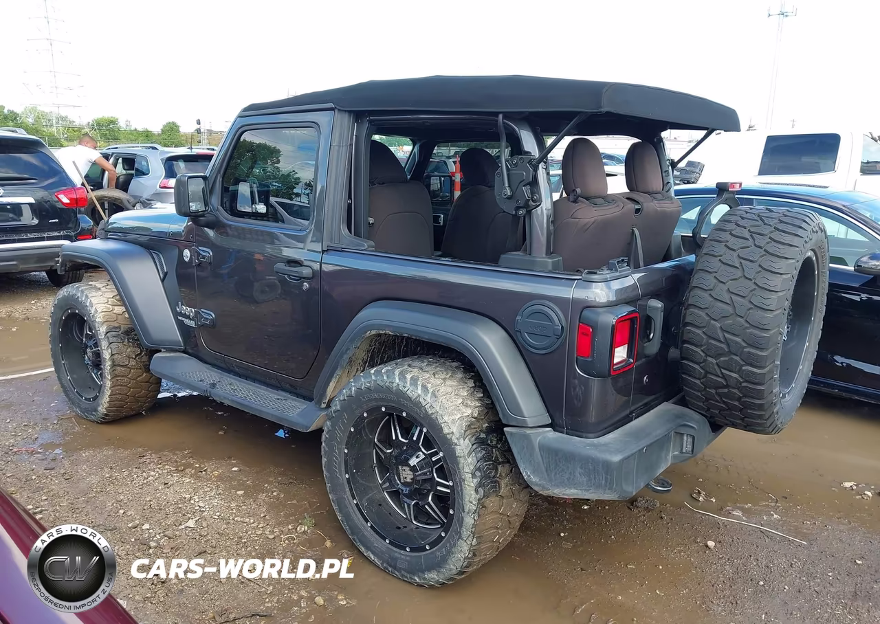 2020 Jeep Wrangler Sport S 4X4 VIN:1C4GJXAG6LW180814 - 3