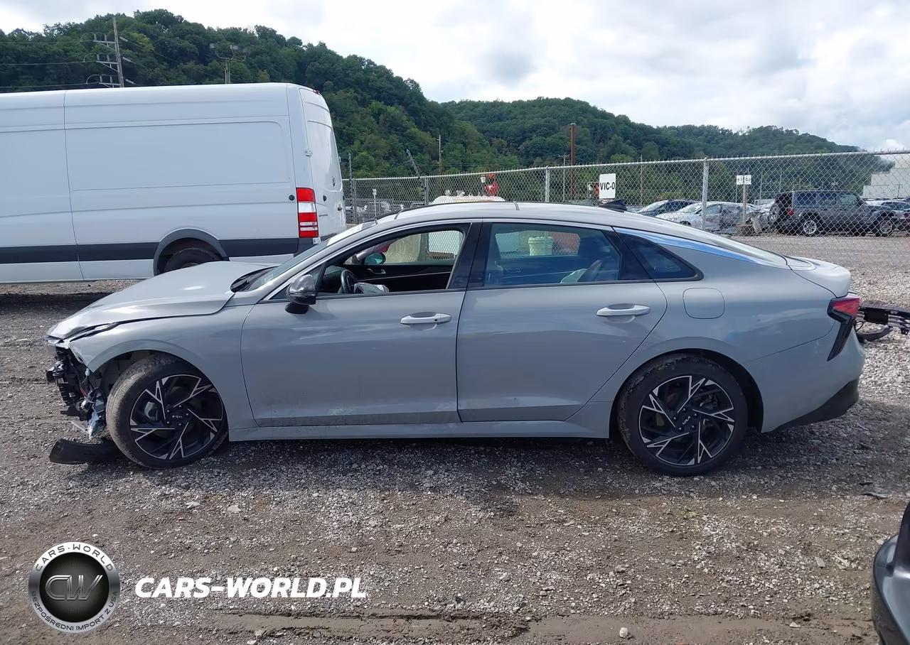2025 Kia K5 Gt-Line VIN:KNAG64J72S5393941 - 15