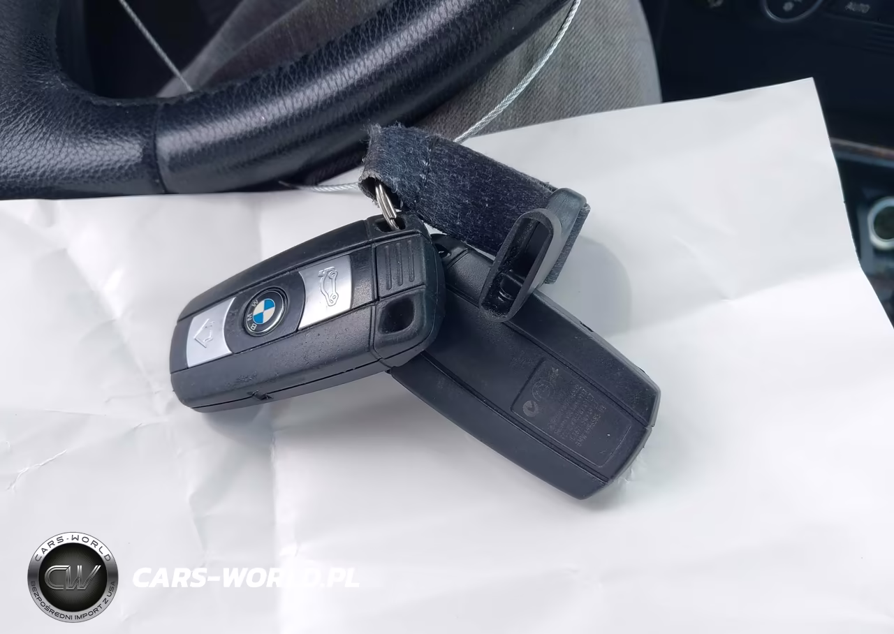 2009 BMW 328I VIN:WBAPH53569A434634 - 11