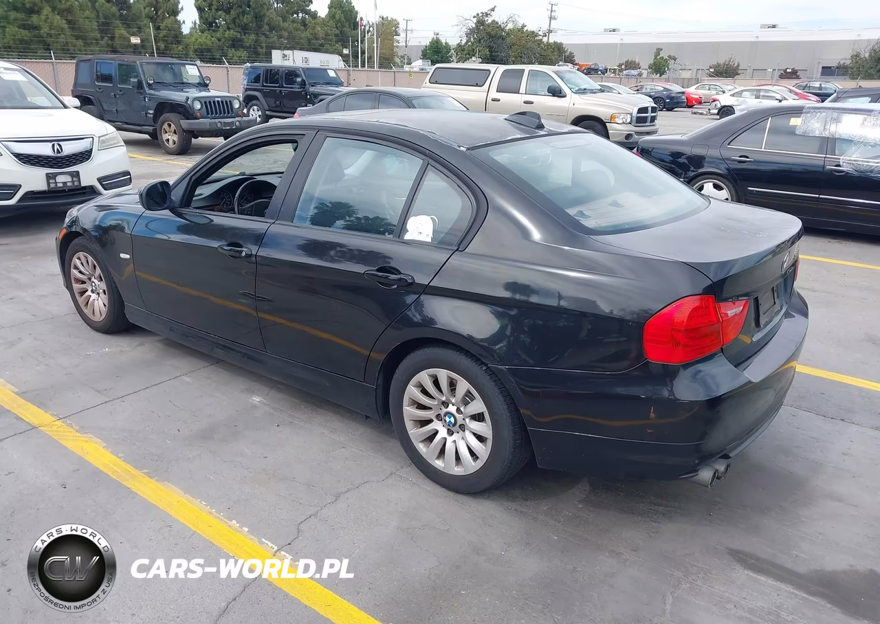 2009 BMW 328I VIN:WBAPH53569A434634 - 3