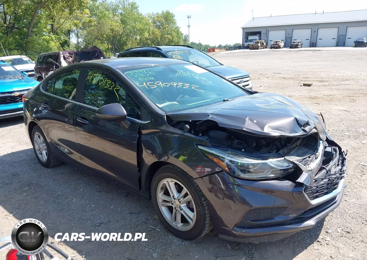 2017 Chevrolet Cruze Lt Auto – zdjęcie 1 z 16
