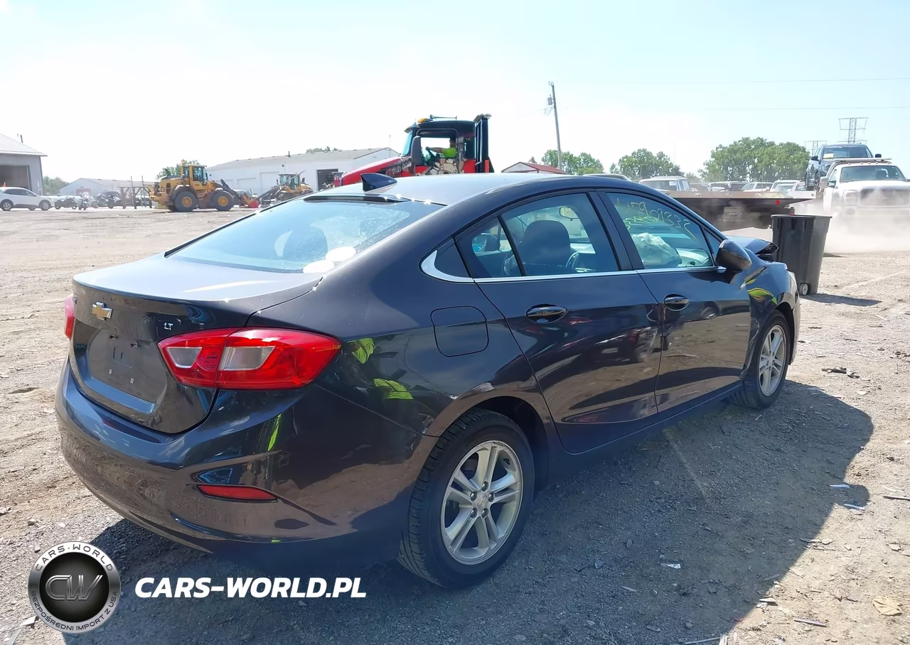 2017 Chevrolet Cruze Lt Auto VIN:1G1BE5SM3H7119826 - 4