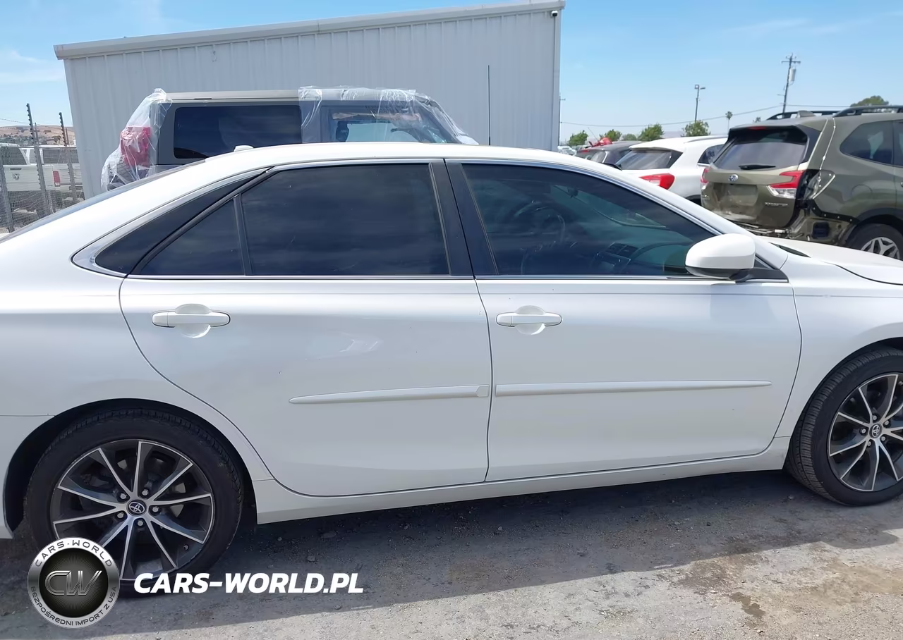 2017 Toyota Camry Xse VIN:4T1BF1FKXHU368756 - 14