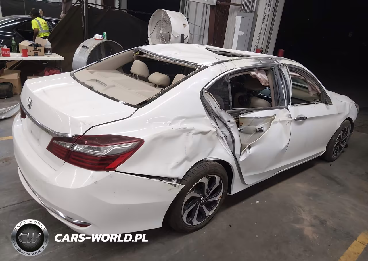 2017 Honda Accord Ex-L VIN:1HGCR2F84HA305214 - 4