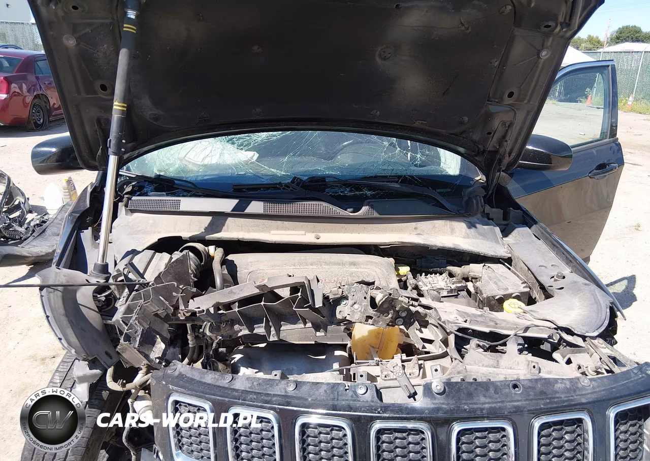 2018 Jeep Compass Latitude Fwd VIN:3C4NJCBB1JT304641 - 10