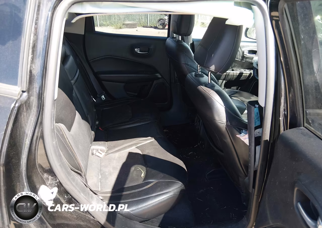 2018 Jeep Compass Latitude Fwd VIN:3C4NJCBB1JT304641 - 8