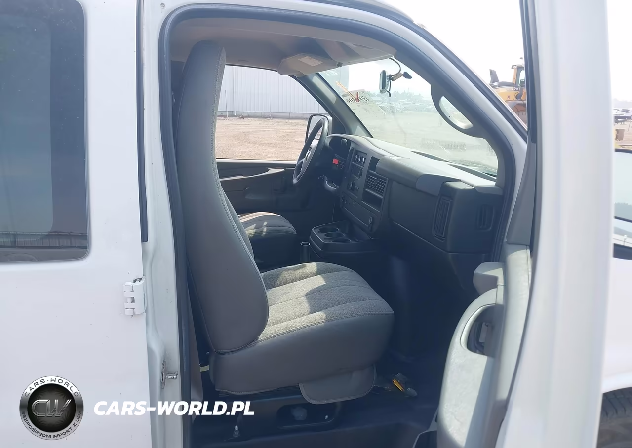2012 Chevrolet Express 1500 Work Van VIN:1GCSHAF48C1183003 - 5
