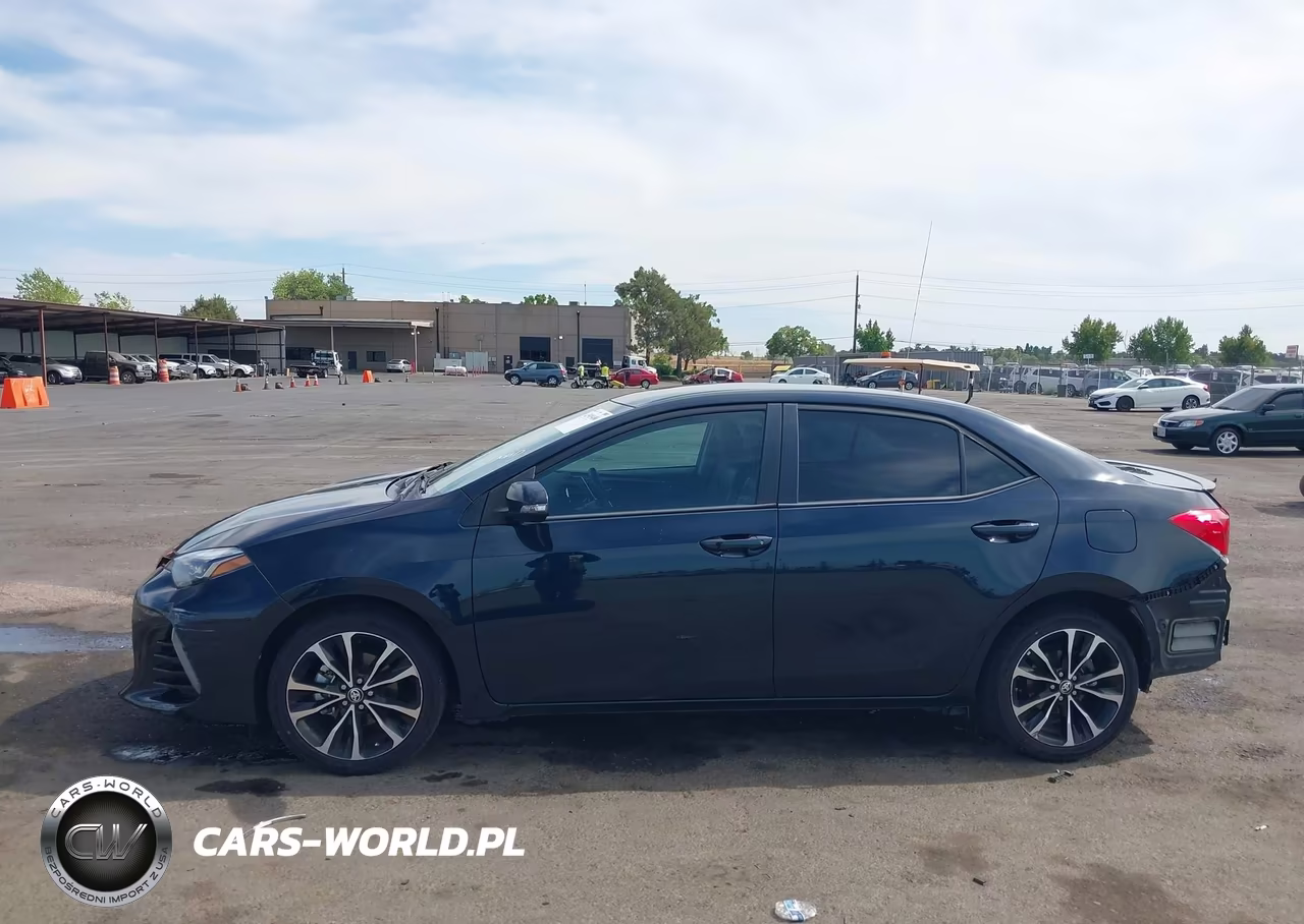 2018 Toyota Corolla Se VIN:2T1BURHEXJC120056 - 14