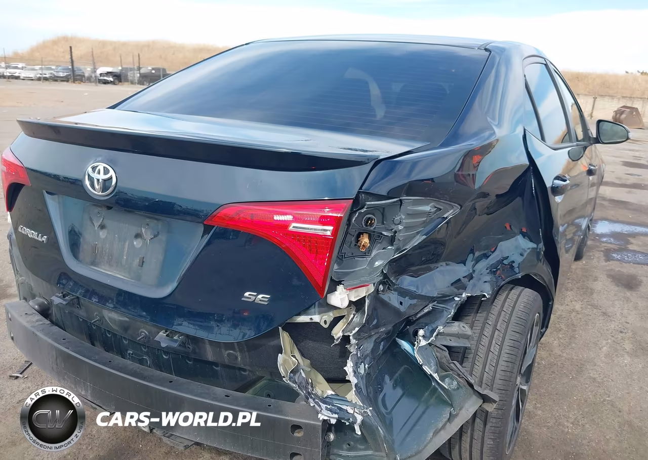 2018 Toyota Corolla Se VIN:2T1BURHEXJC120056 - 6