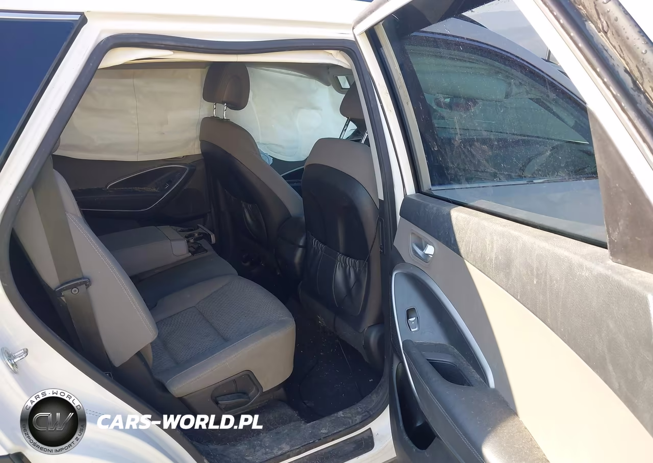 2016 Hyundai Santa Fe Se VIN:KM8SMDHF8GU156203 - 8