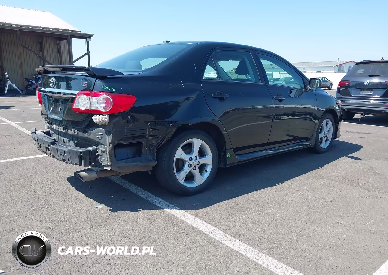 2012 Toyota Corolla S VIN:2T1BU4EE0CC851346 - 4