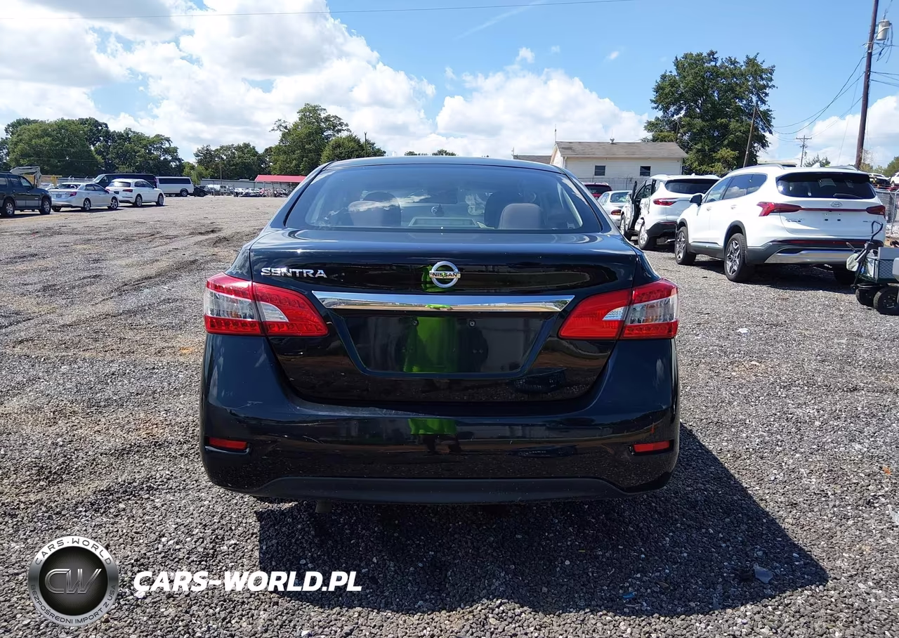 2015 Nissan Sentra S VIN:3N1AB7AP8FY366678 - 17