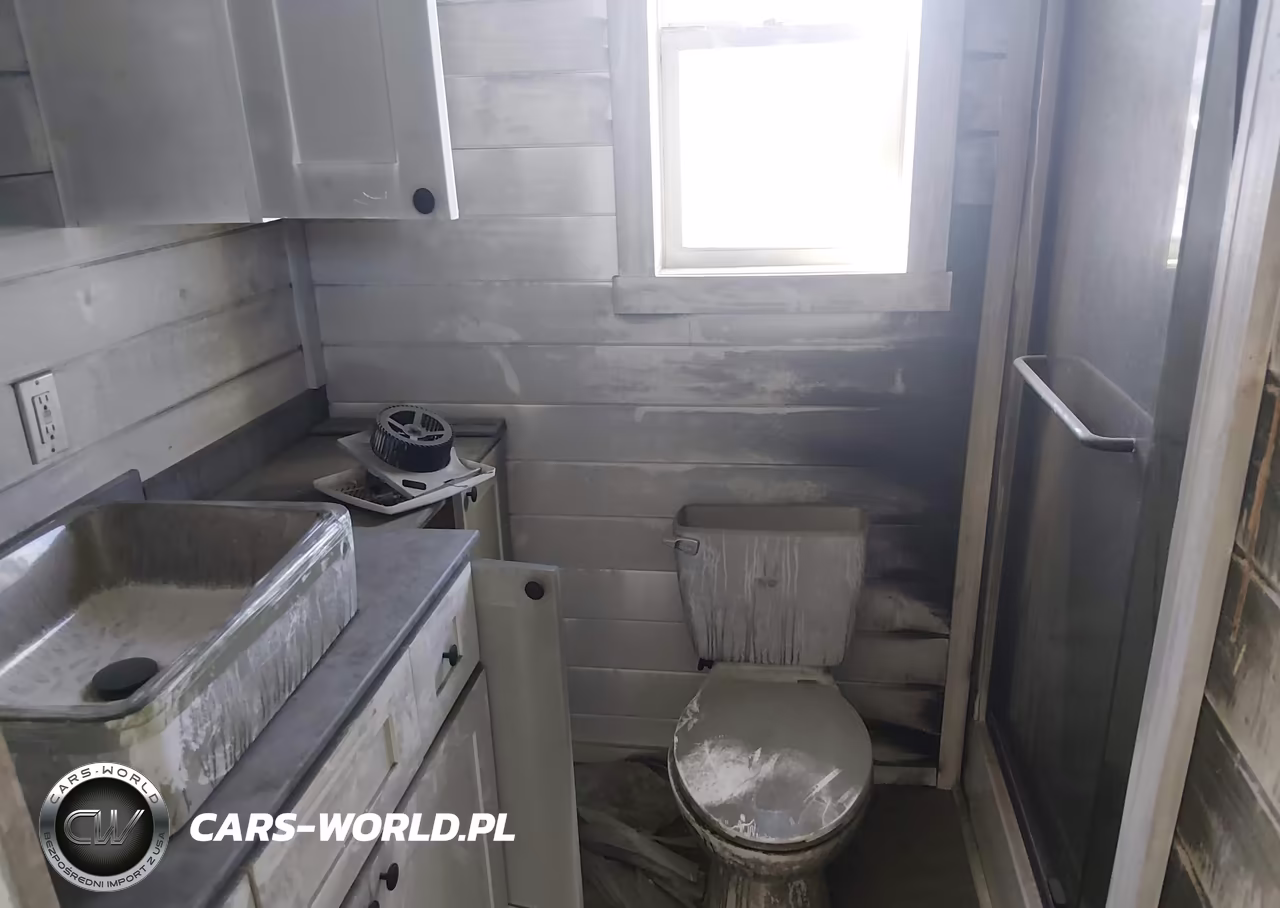 2026 Phoenix Park Model (Tiny Home) VIN:PBSAL265552210175 - 11