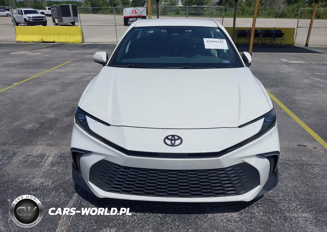 2025 Toyota Camry Se VIN:4T1DAACK3SU624657 - 13