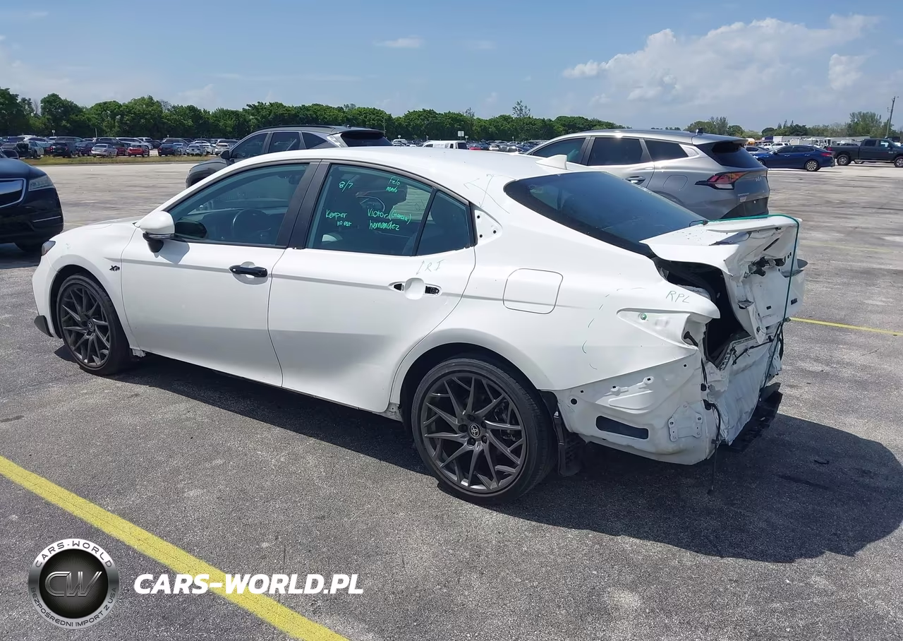 2025 Toyota Camry Se VIN:4T1DAACK3SU624657 - 3