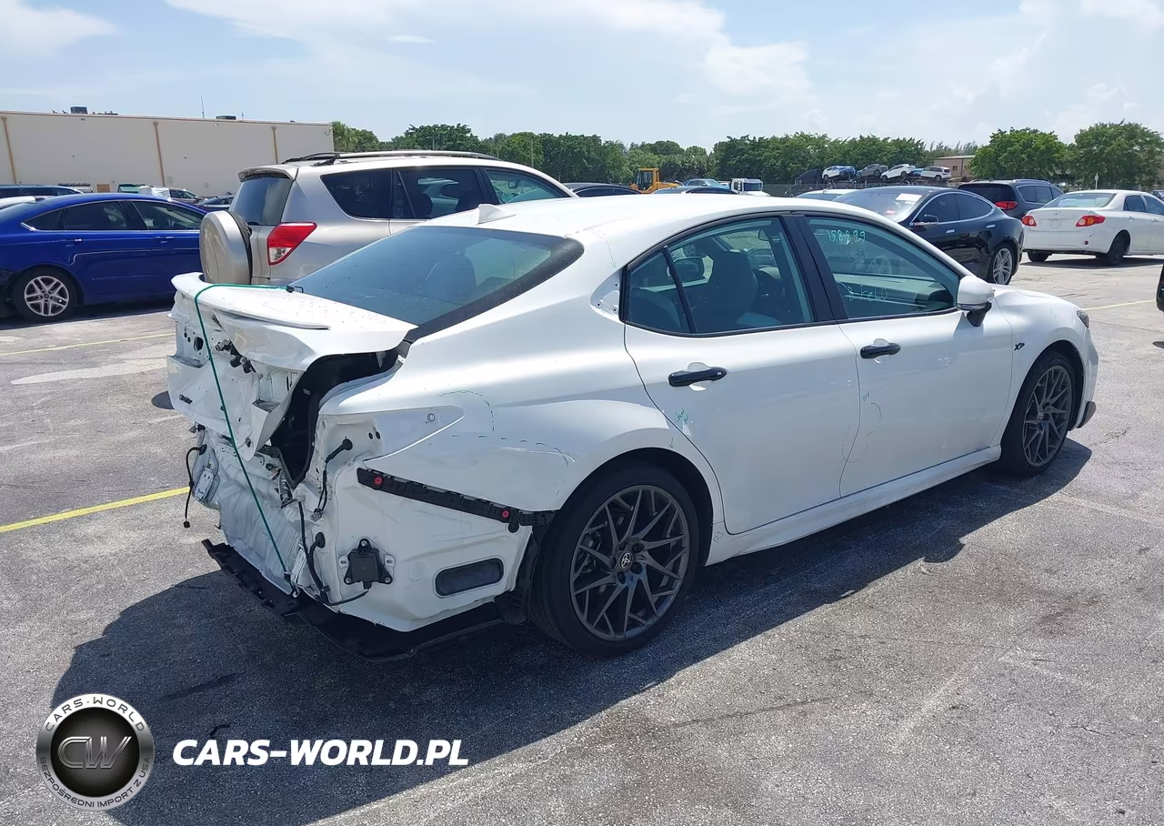 2025 Toyota Camry Se VIN:4T1DAACK3SU624657 - 4