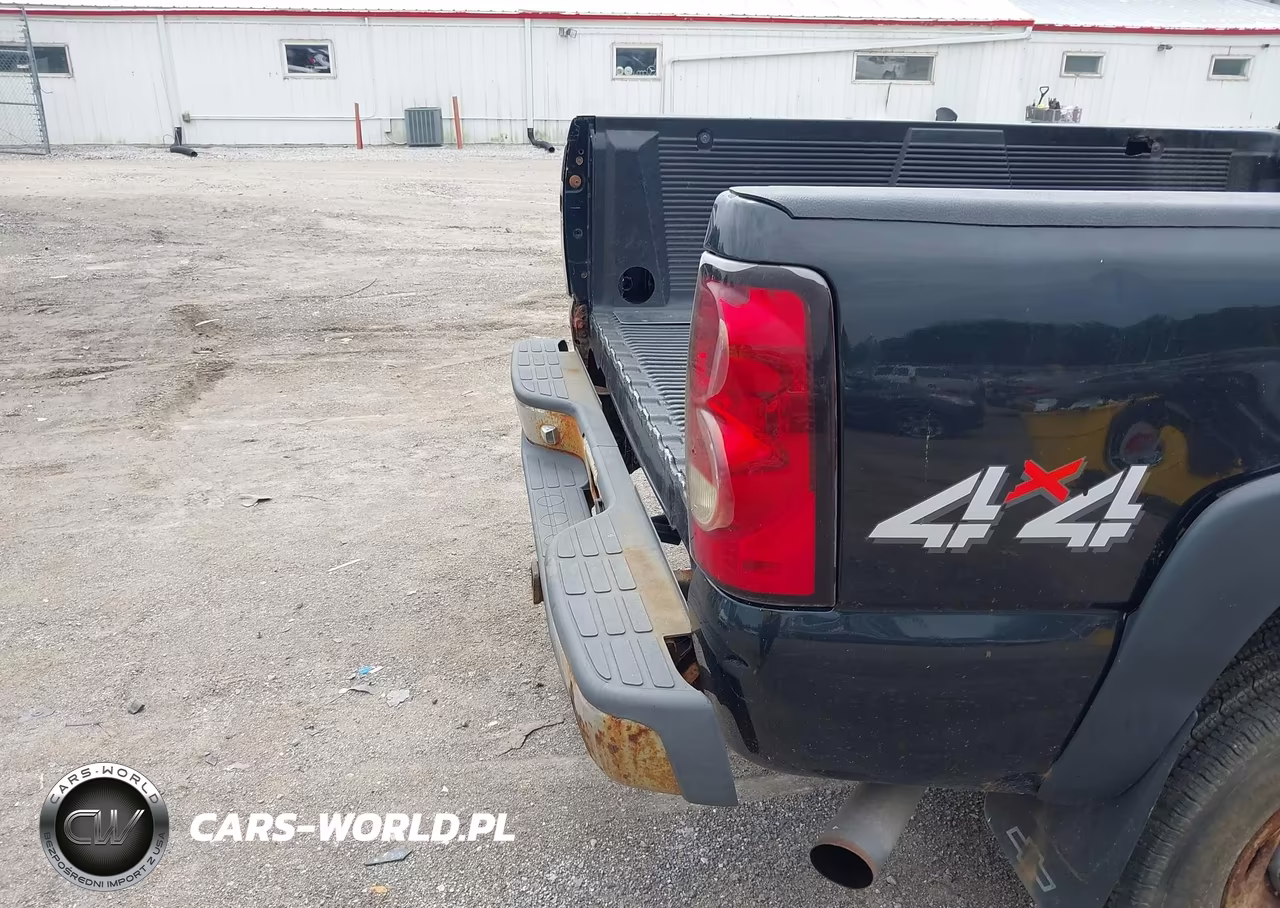 2004 Chevrolet Silverado 2500Hd Ls VIN:1GCHK29U94E381788 - 13