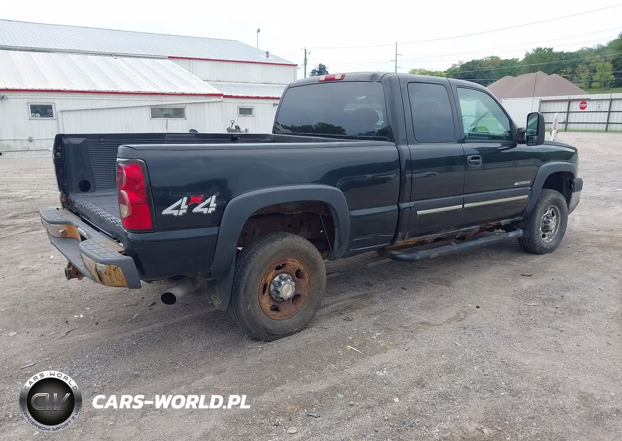 2004 Chevrolet Silverado 2500Hd Ls VIN:1GCHK29U94E381788 - 4