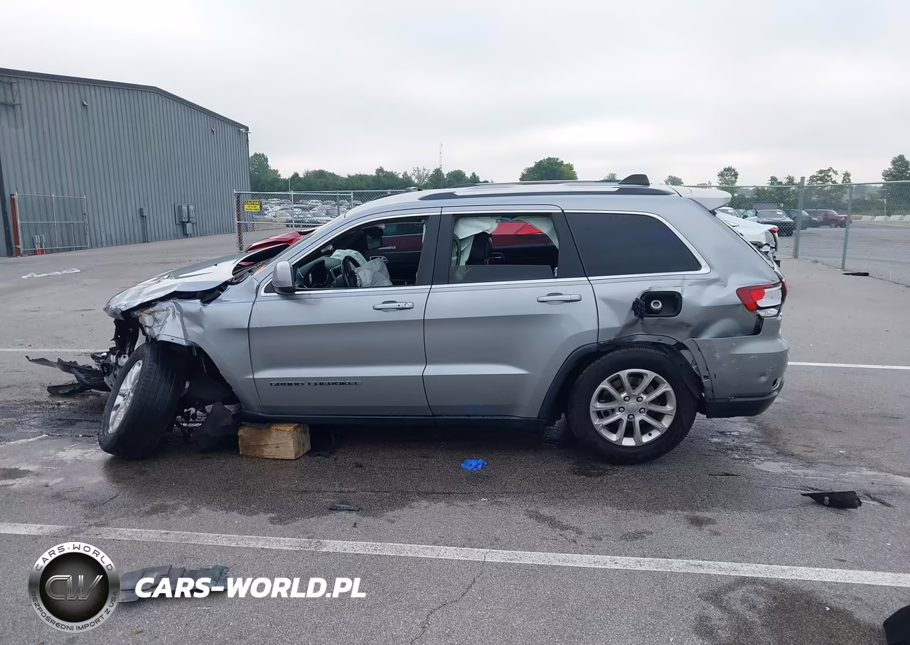 2021 Jeep Grand Cherokee Laredo E 4X4 VIN:1C4RJFAG3MC507241 - 14