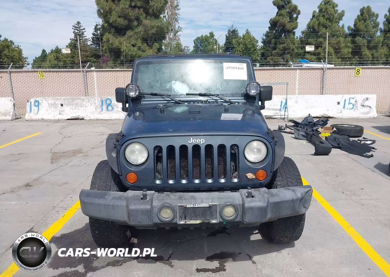 2007 Jeep Wrangler Unlimited Sahara VIN:1J4GA59127L162266 - 12