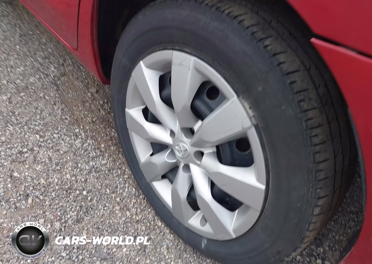 2015 Toyota Corolla Le VIN:2T1BURHE0FC383972 - 12