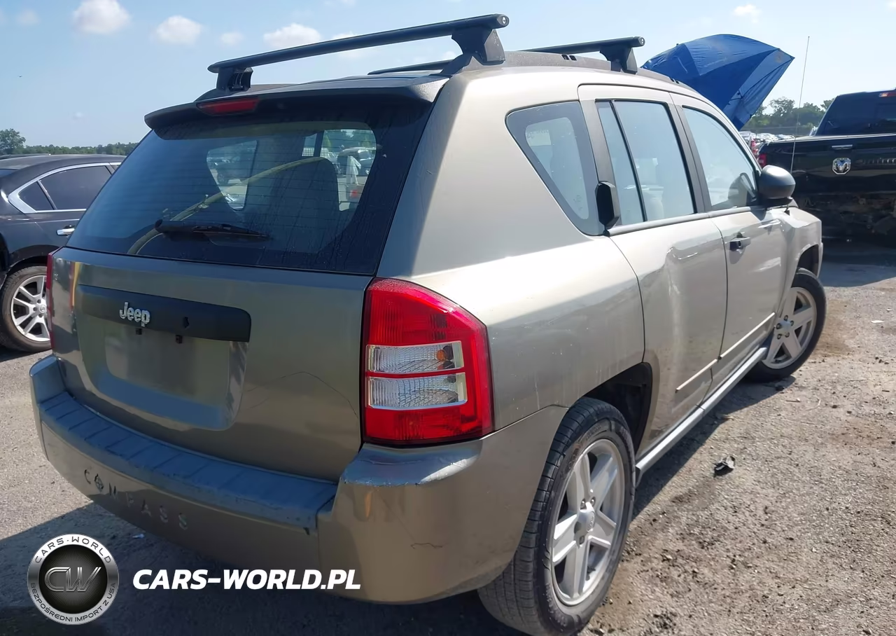 2008 Jeep Compass Sport VIN:1J8FT47028D628623 - 4