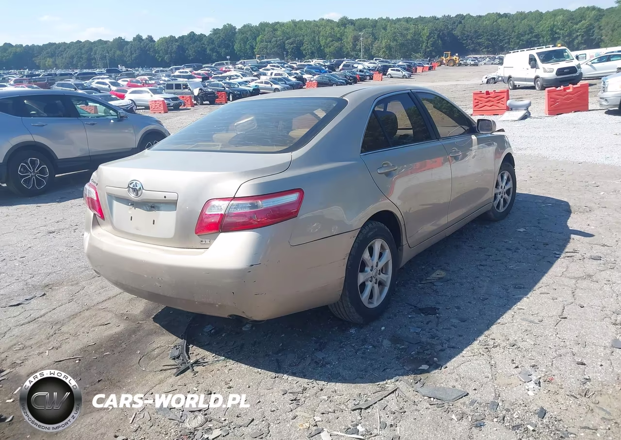 2009 Toyota Camry Le VIN:4T1BE46K29U835500 - 4