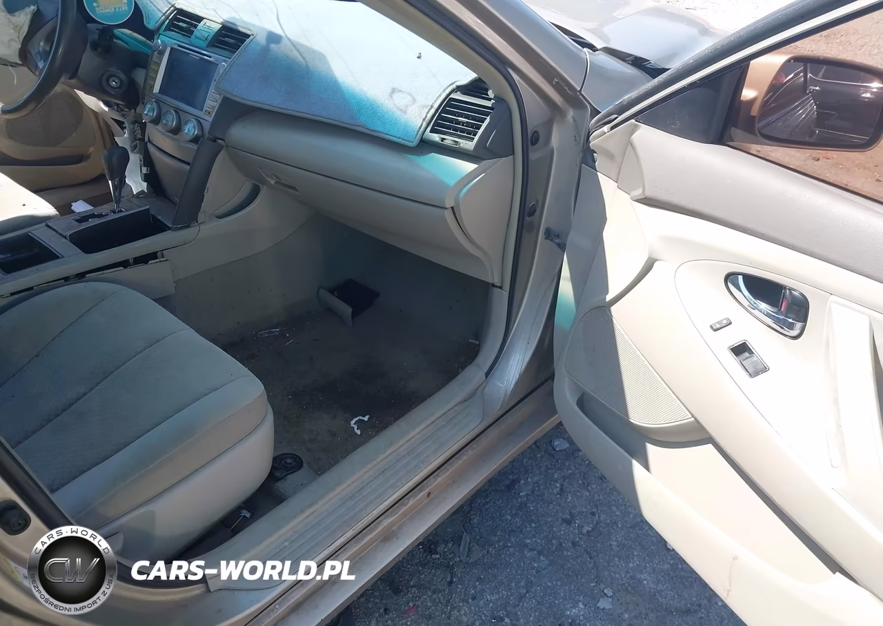 2009 Toyota Camry Le VIN:4T1BE46K29U835500 - 5