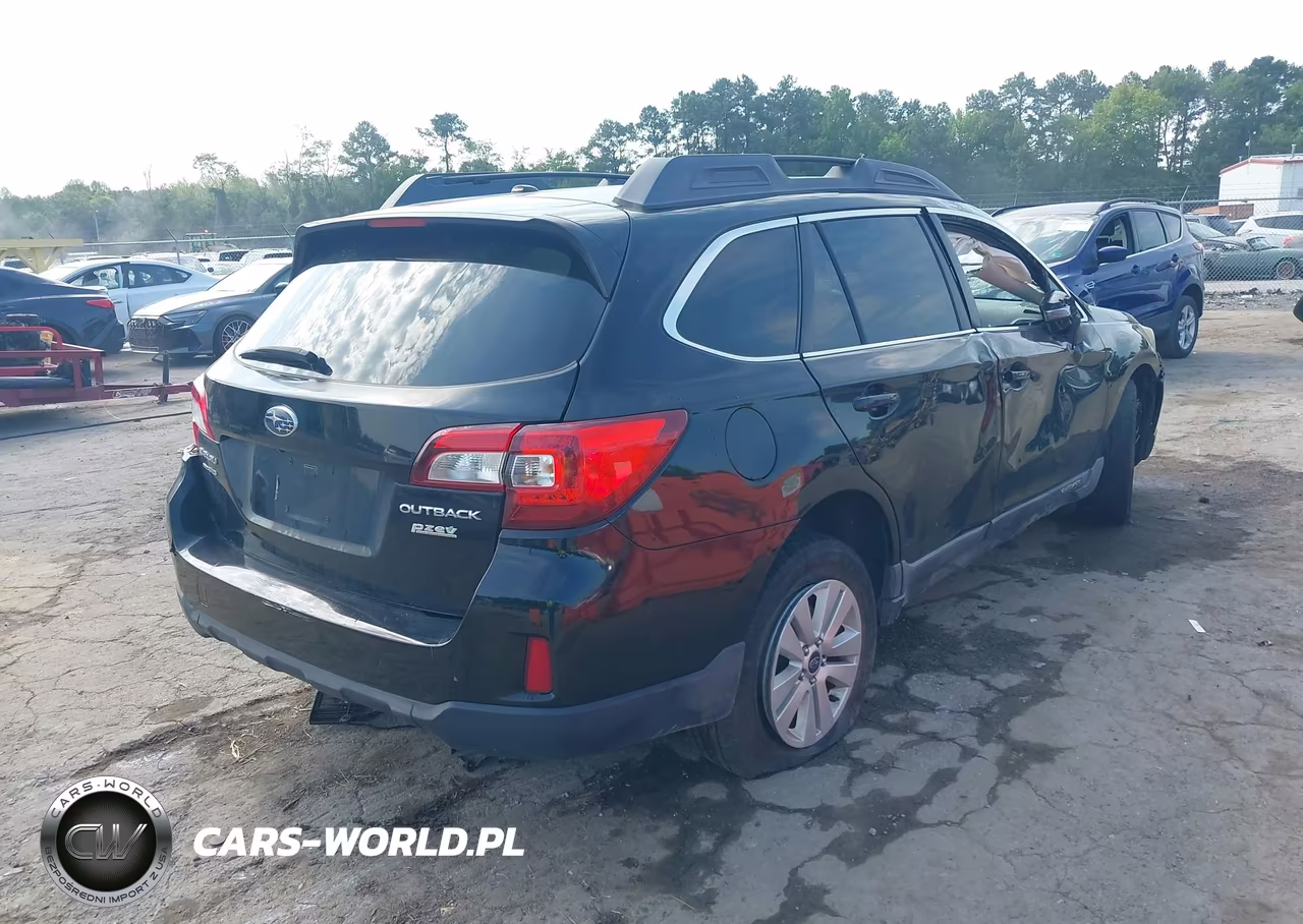 2015 Subaru Outback 2.5I Premium VIN:4S4BSBHC4F3290484 - 4