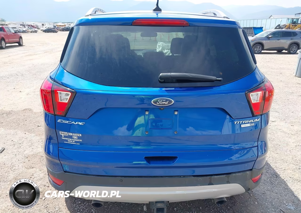 2019 Ford Escape Titanium VIN:1FMCU9J9XKUC55927 - 16