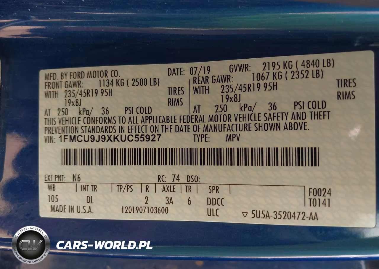 2019 Ford Escape Titanium VIN:1FMCU9J9XKUC55927 - 9