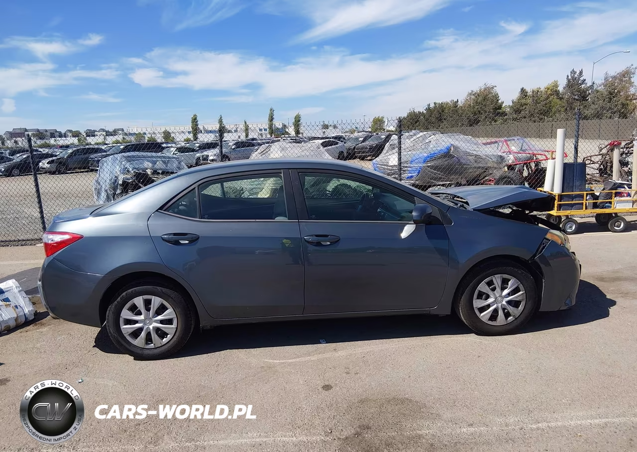 2015 Toyota Corolla L VIN:5YFBURHE5FP184075 - 15