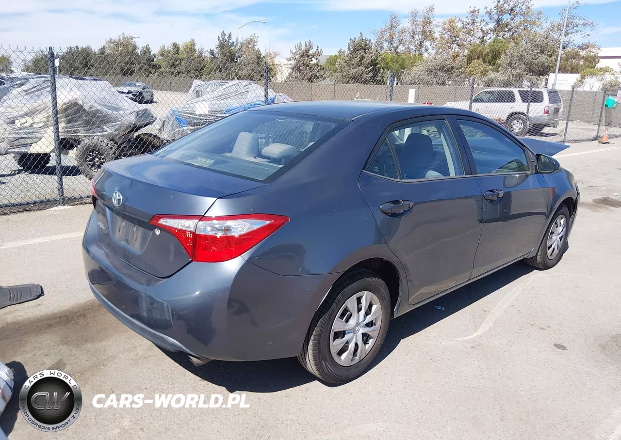 2015 Toyota Corolla L VIN:5YFBURHE5FP184075 - 4