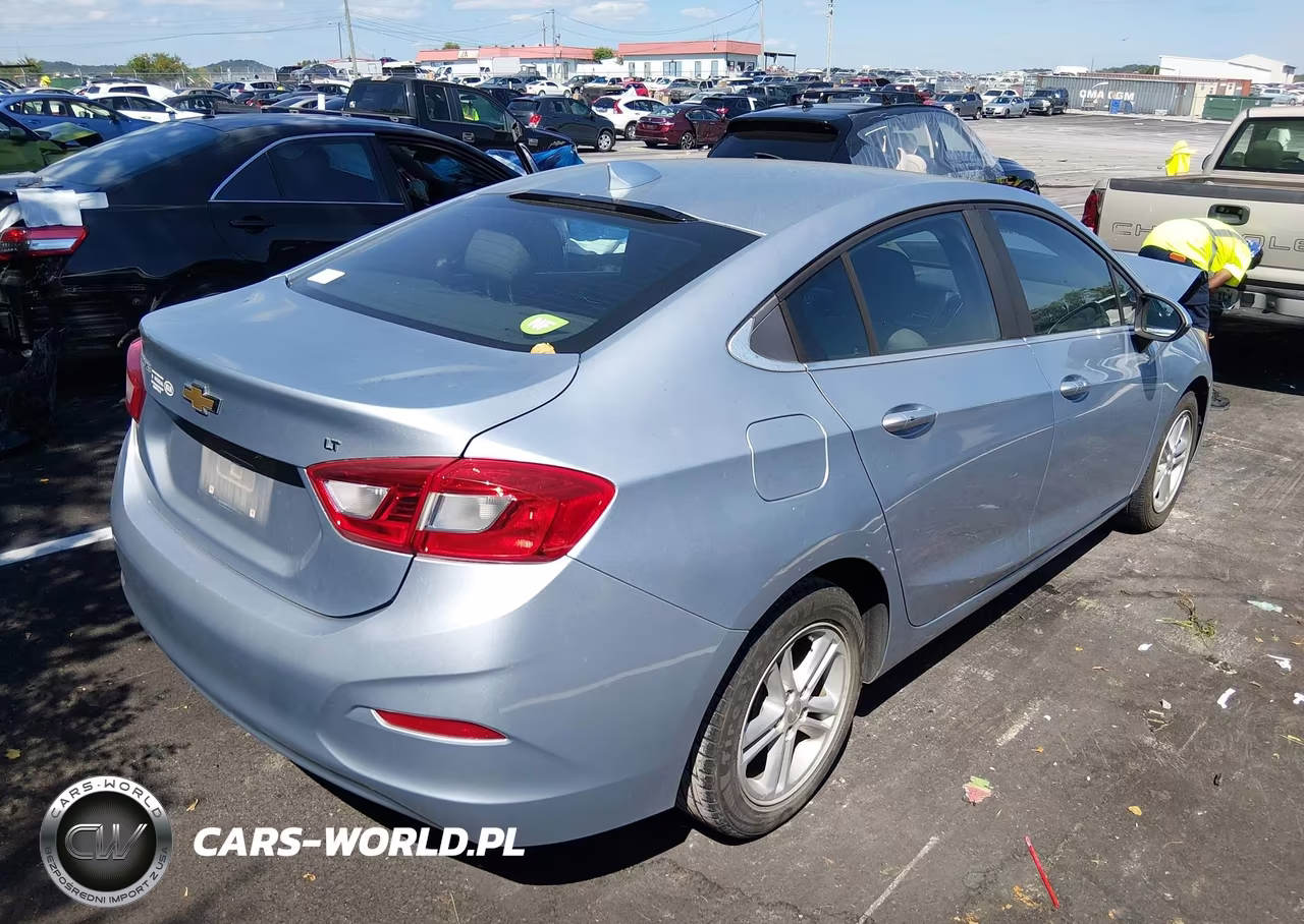 2017 Chevrolet Cruze Lt Auto VIN:1G1BE5SM4H7191876 - 4