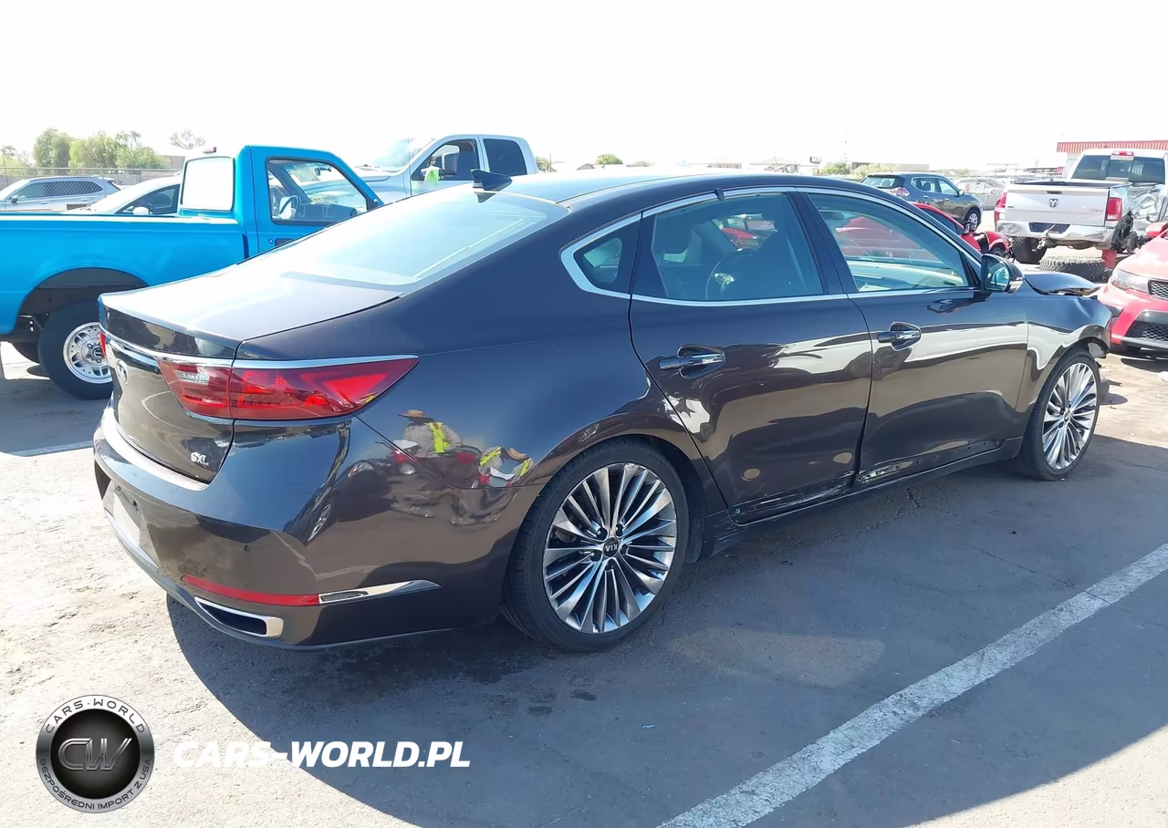 2017 Kia Cadenza Limited VIN:KNALC4J16H5067670 - 4