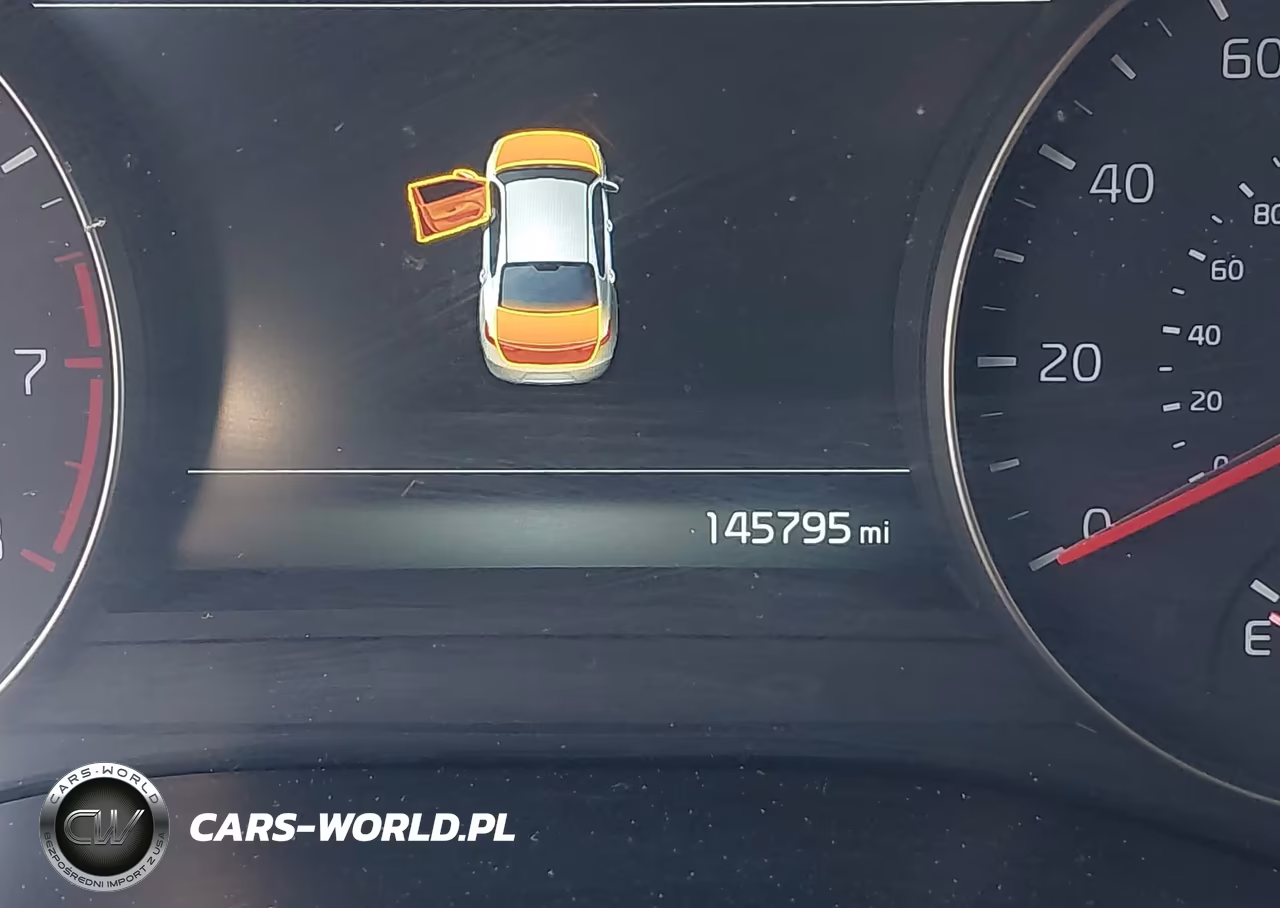 2017 Kia Cadenza Limited VIN:KNALC4J16H5067670 - 7