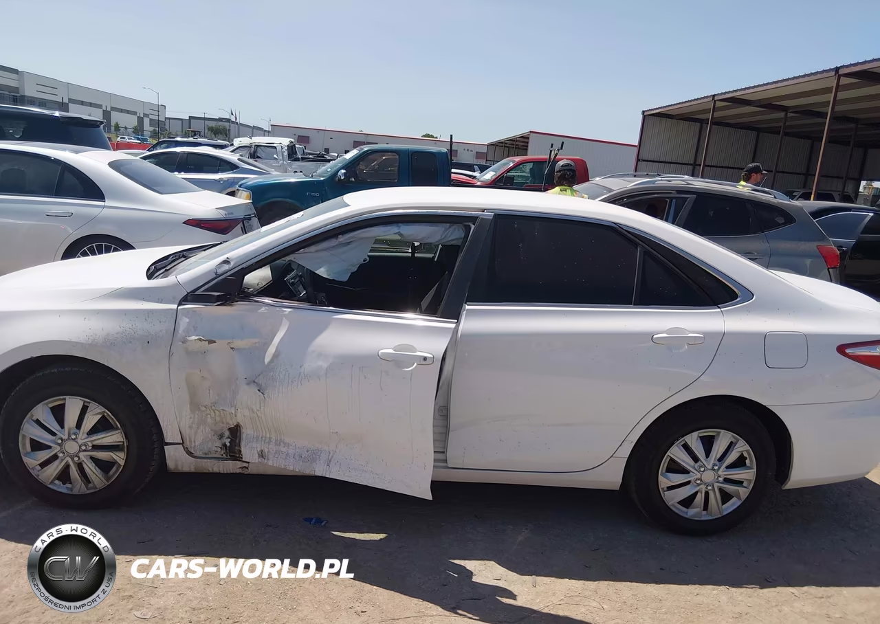 2017 Toyota Camry Le VIN:4T1BF1FK4HU777528 - 14