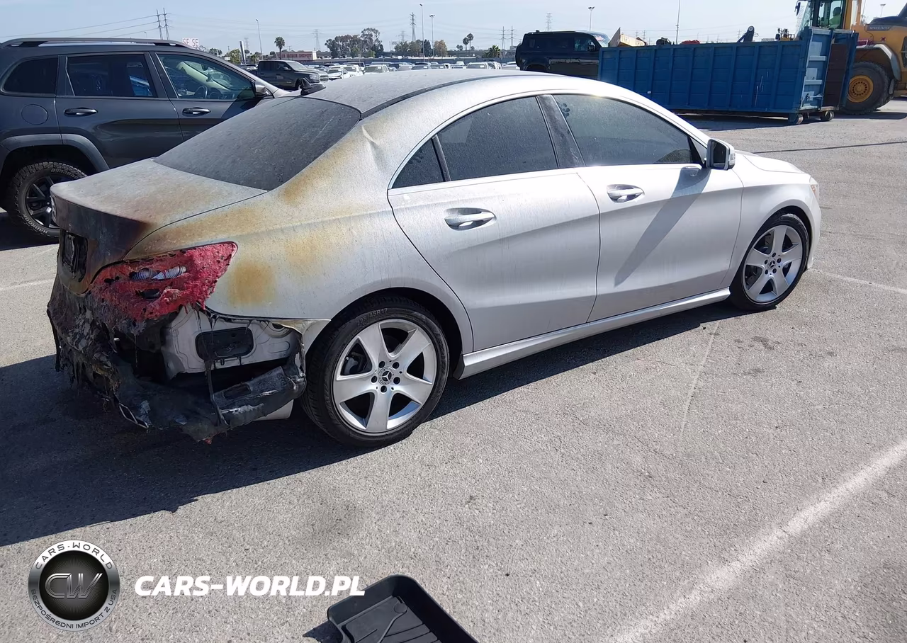 2016 Mercedes-Benz Cla 250 VIN:WDDSJ4EB8GN300296 - 4