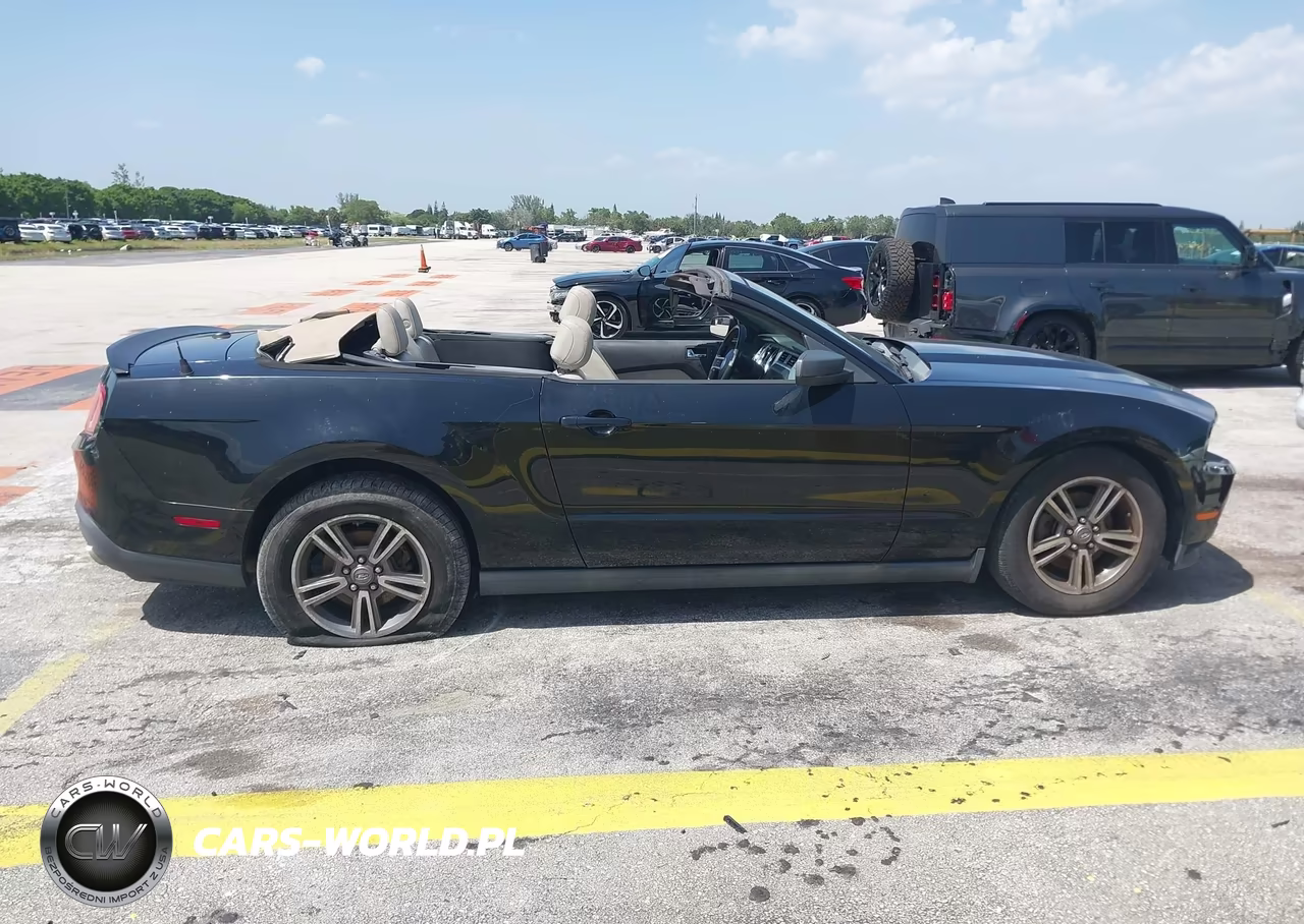 2012 Ford Mustang V6 Premium VIN:1ZVBP8EM4C5286776 - 13