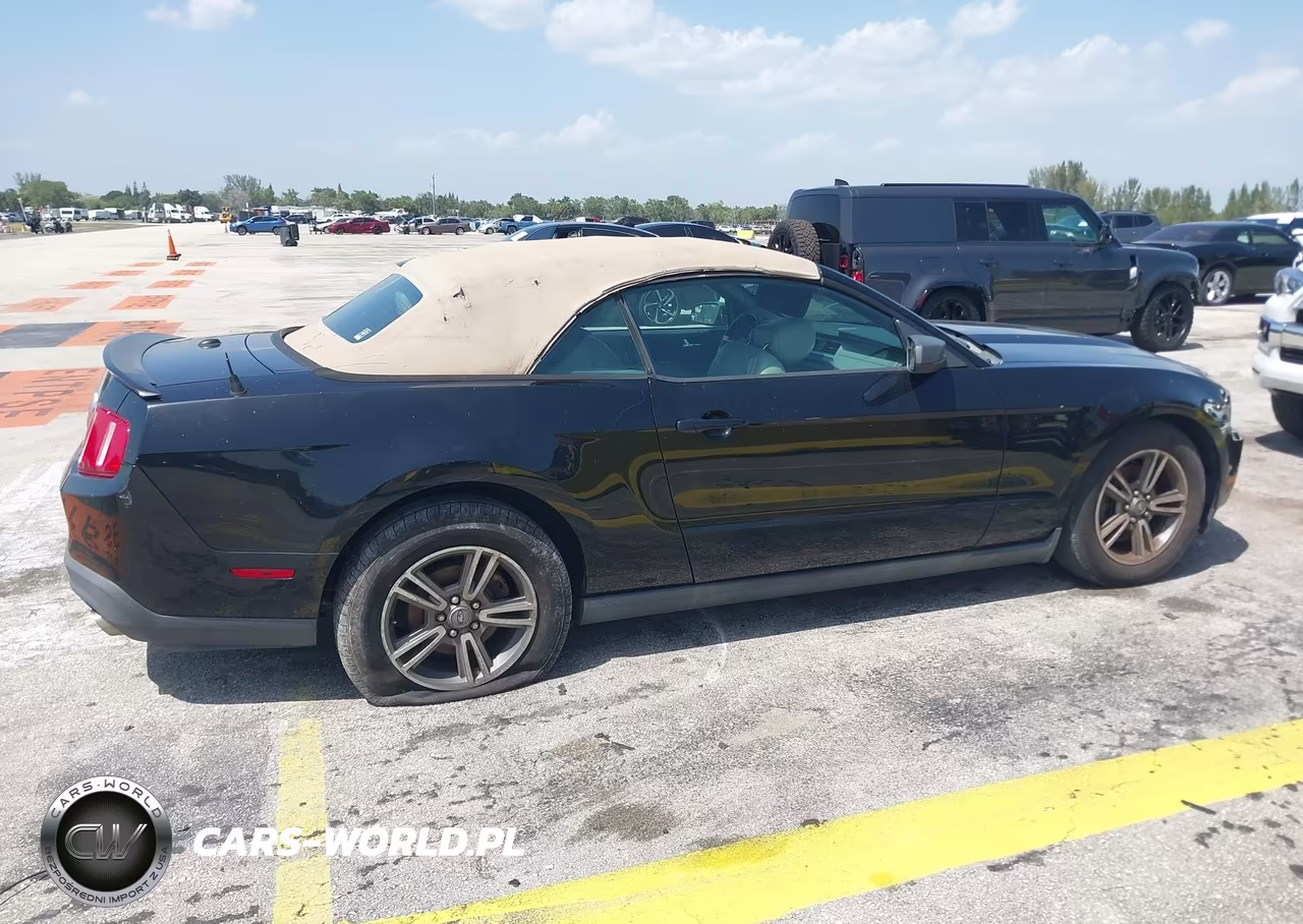 2012 Ford Mustang V6 Premium VIN:1ZVBP8EM4C5286776 - 17