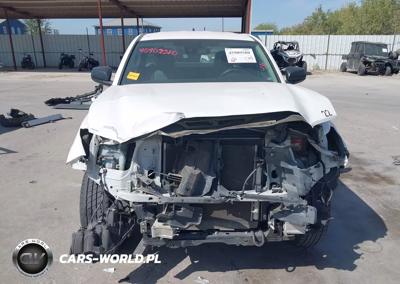 2018 Toyota Tacoma Sr VIN:5TFRX5GN6JX113753 - 12