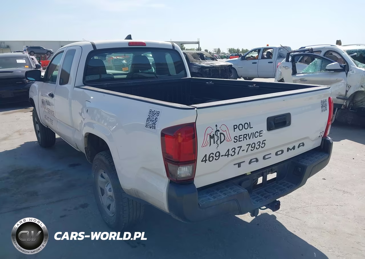 2018 Toyota Tacoma Sr VIN:5TFRX5GN6JX113753 - 3