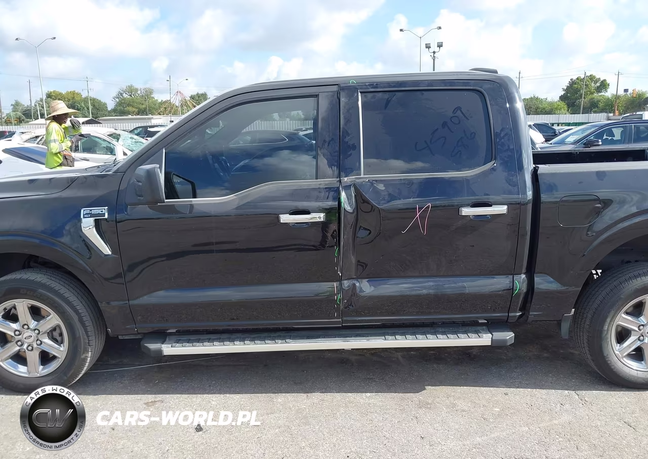 2025 Ford F-150 Xlt VIN:1FTEW3K89SKD37184 - 15