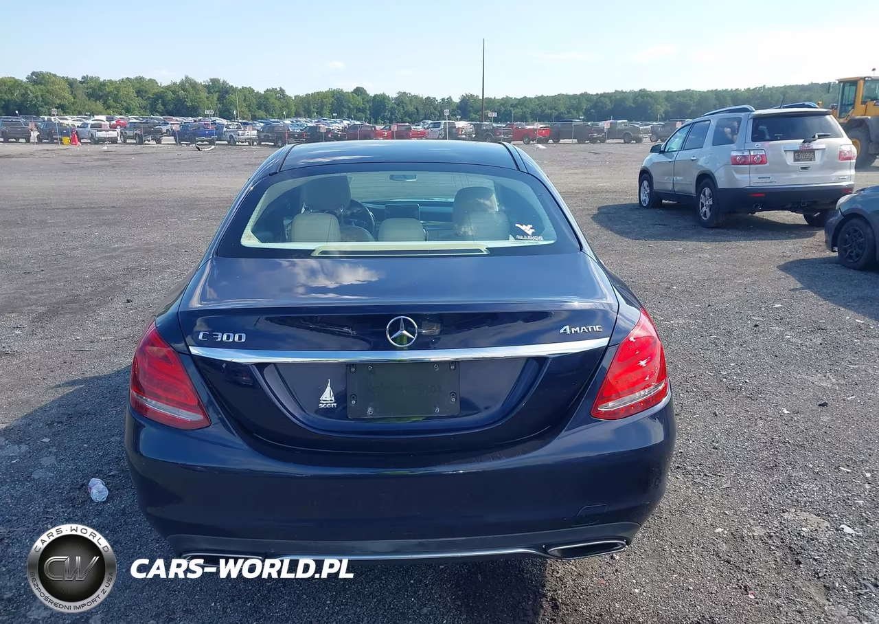 2015 Mercedes-Benz C 300 4Matic VIN:55SWF4KB8FU012694 - 16