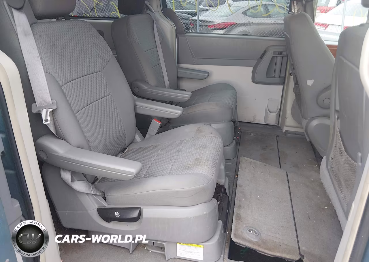 2009 Chrysler Town & Country Touring VIN:2A8HR54199R606322 - 8
