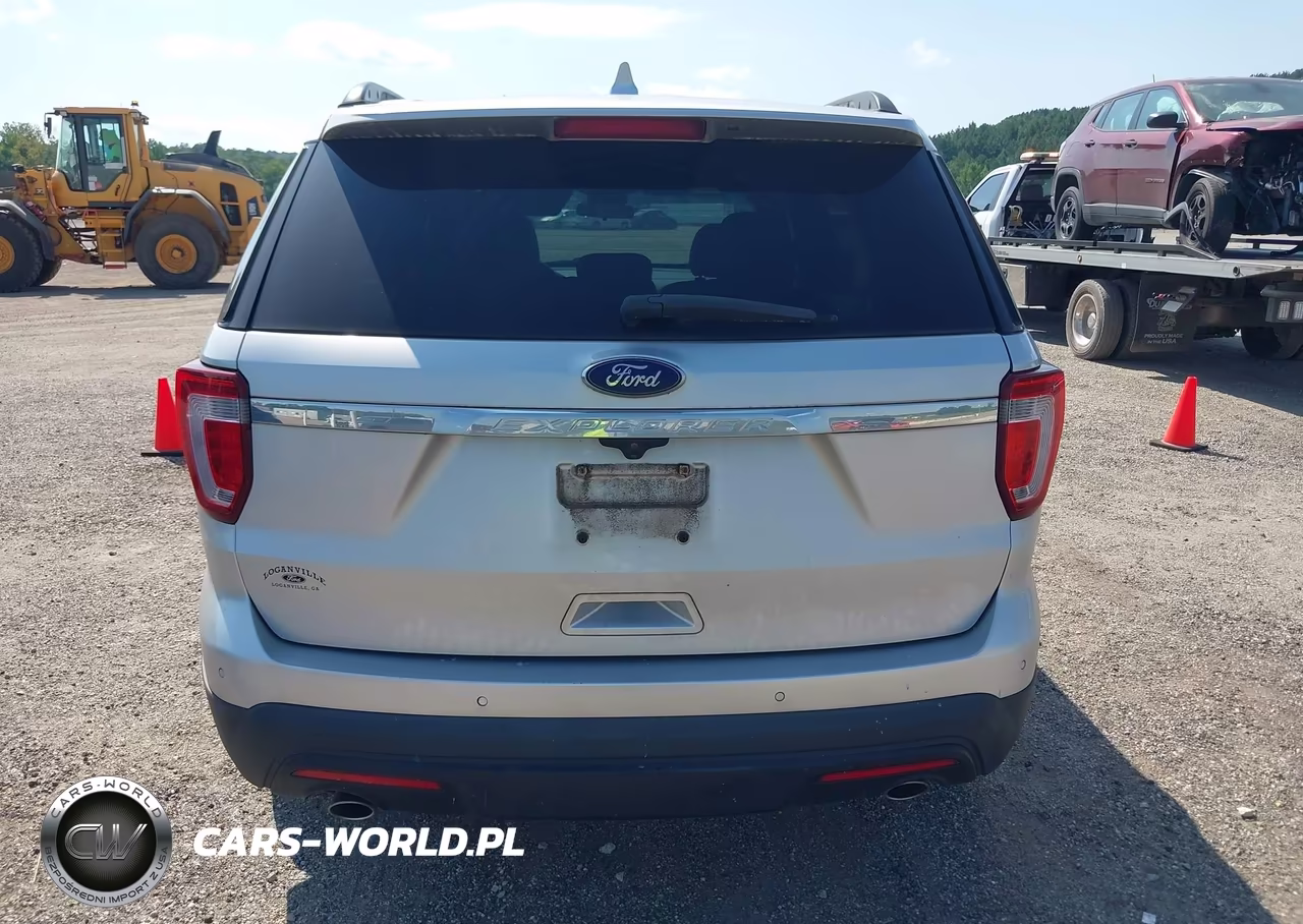 2017 Ford Explorer VIN:1FM5K7B84HGA47297 - 16