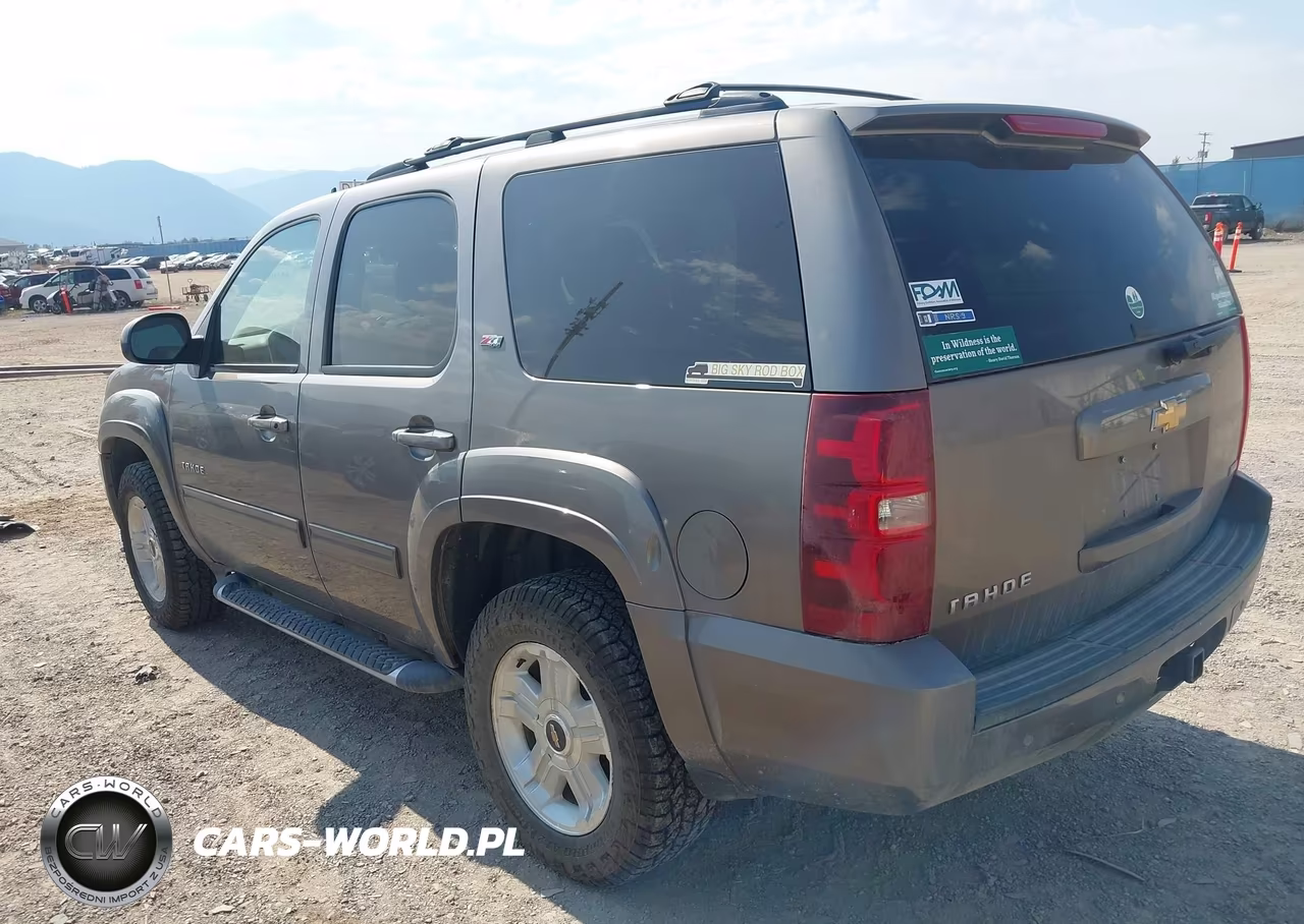 2011 Chevrolet Tahoe Lt VIN:1GNSKBE0XBR147276 - 3